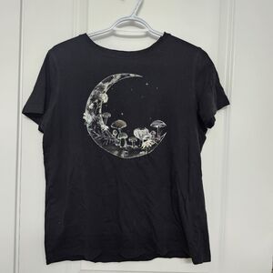 Black moon graphic t-shirt